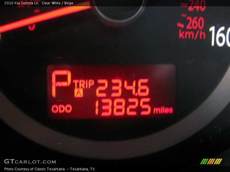 Clear White / Beige 2010 Kia Optima LX