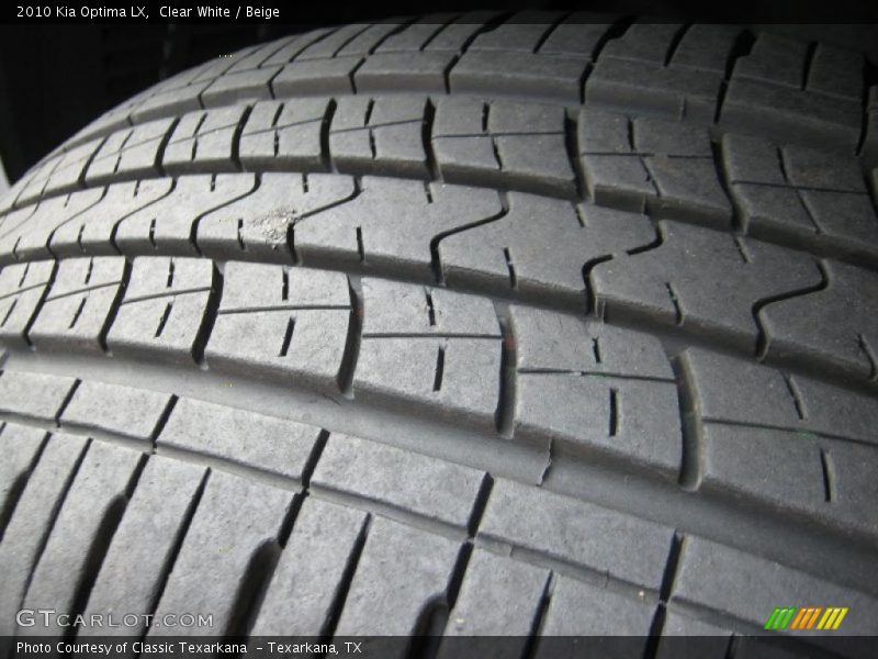Clear White / Beige 2010 Kia Optima LX
