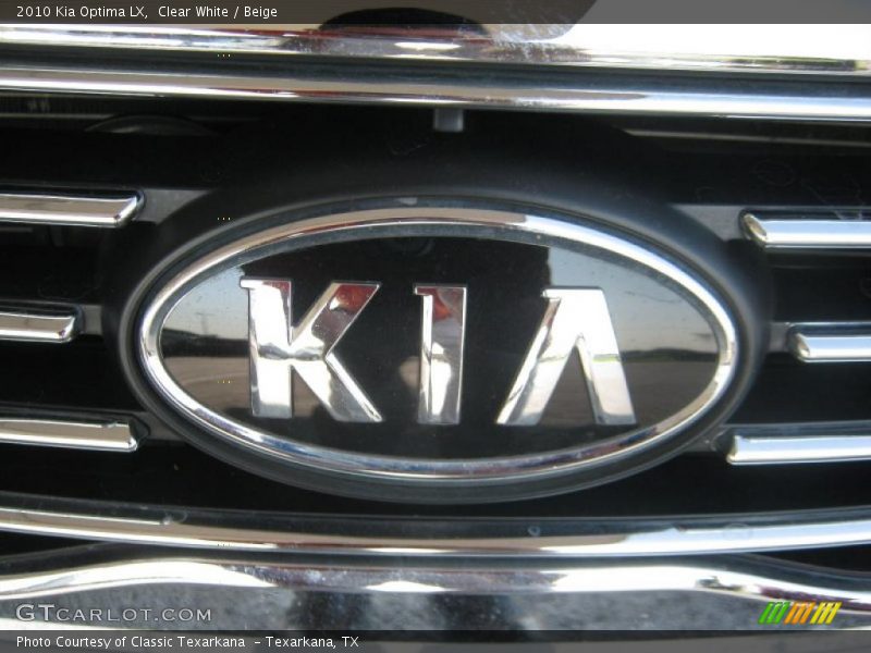 Clear White / Beige 2010 Kia Optima LX