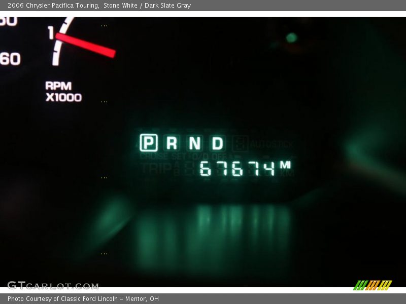 Stone White / Dark Slate Gray 2006 Chrysler Pacifica Touring