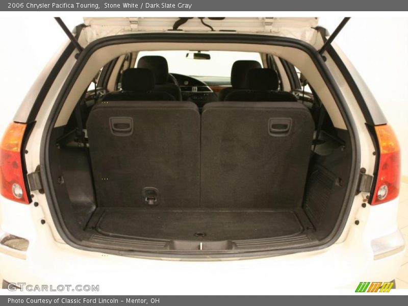 Stone White / Dark Slate Gray 2006 Chrysler Pacifica Touring