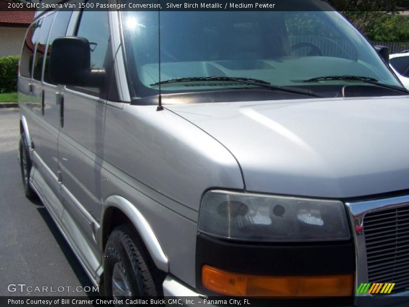 Silver Birch Metallic / Medium Pewter 2005 GMC Savana Van 1500 Passenger Conversion