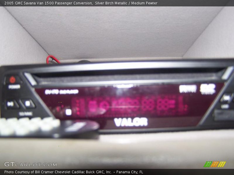 Silver Birch Metallic / Medium Pewter 2005 GMC Savana Van 1500 Passenger Conversion