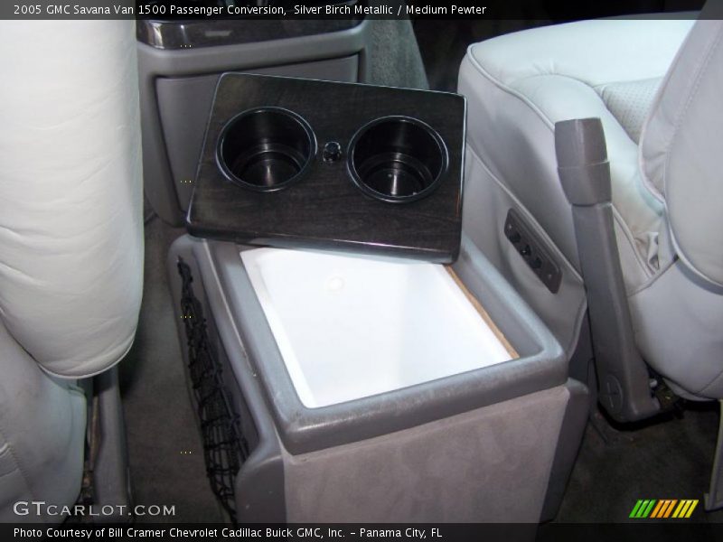 Silver Birch Metallic / Medium Pewter 2005 GMC Savana Van 1500 Passenger Conversion