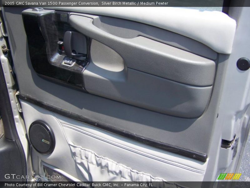 Silver Birch Metallic / Medium Pewter 2005 GMC Savana Van 1500 Passenger Conversion
