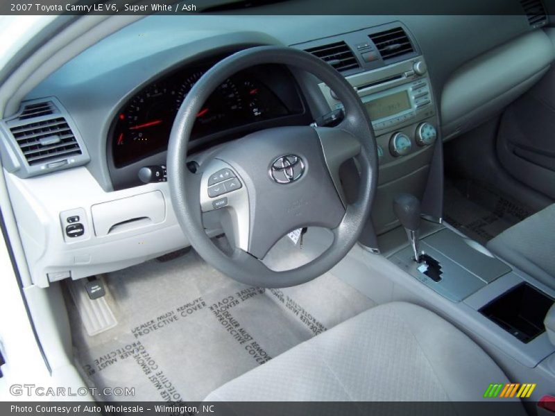 Super White / Ash 2007 Toyota Camry LE V6