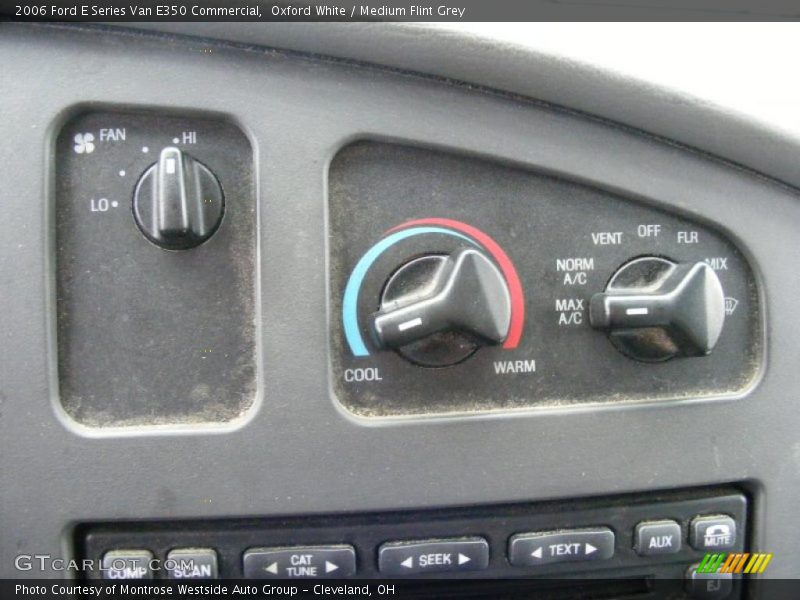 Oxford White / Medium Flint Grey 2006 Ford E Series Van E350 Commercial