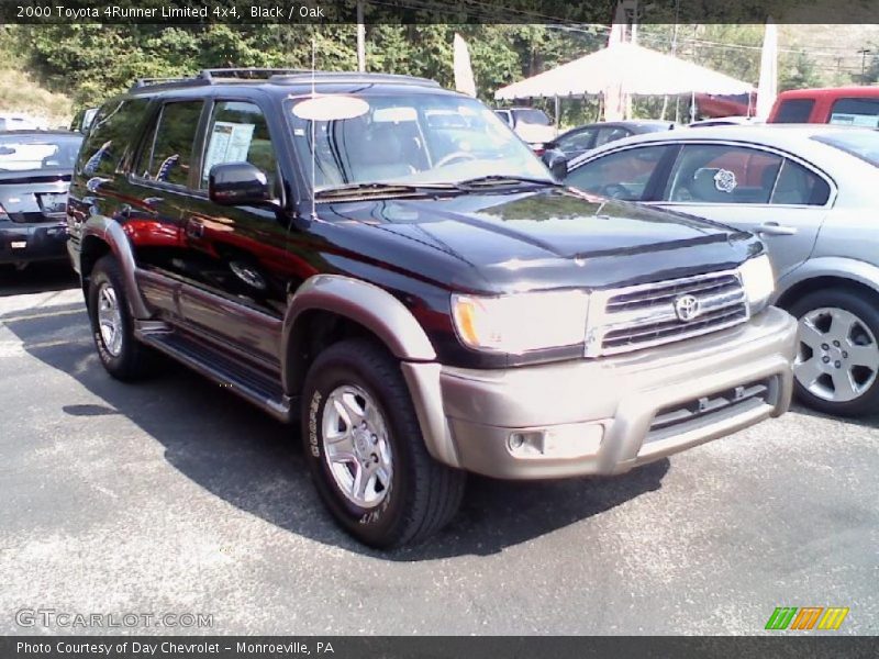 Black / Oak 2000 Toyota 4Runner Limited 4x4