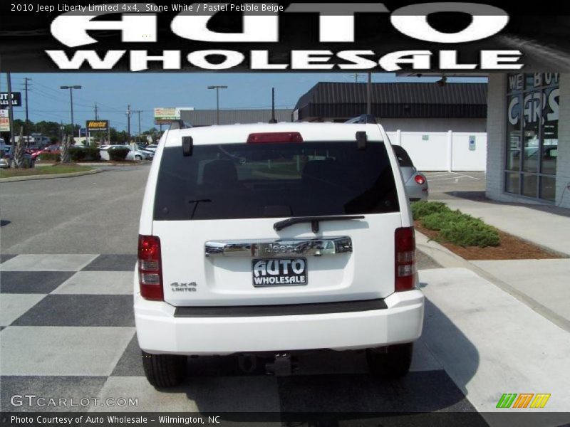 Stone White / Pastel Pebble Beige 2010 Jeep Liberty Limited 4x4