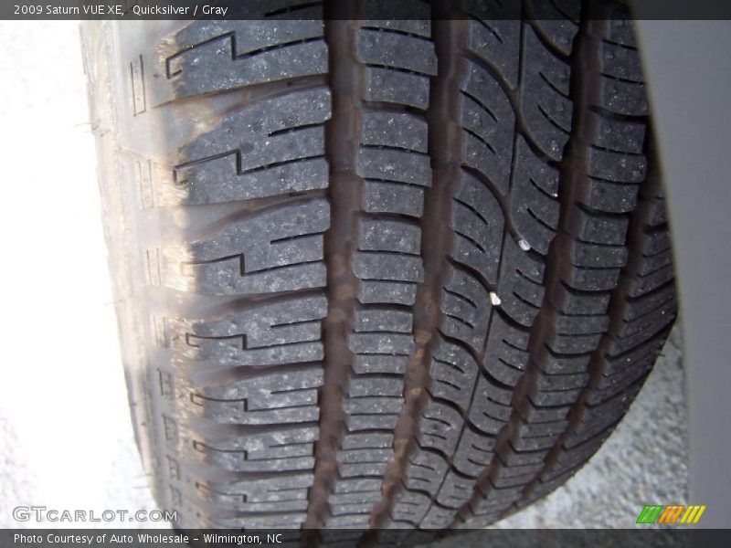 Quicksilver / Gray 2009 Saturn VUE XE