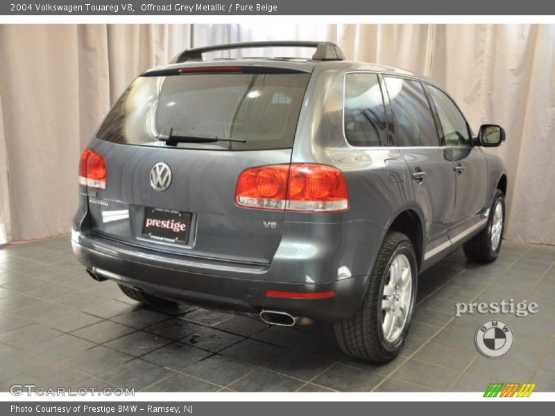 Offroad Grey Metallic / Pure Beige 2004 Volkswagen Touareg V8