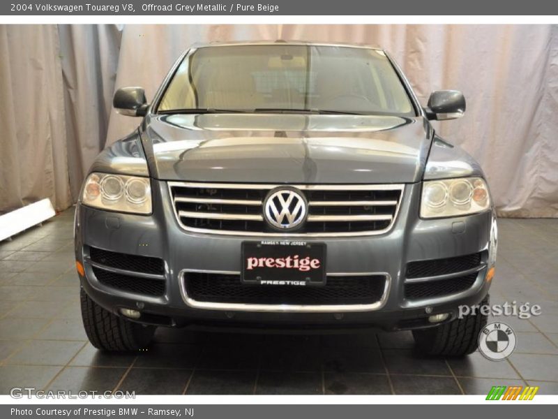 Offroad Grey Metallic / Pure Beige 2004 Volkswagen Touareg V8