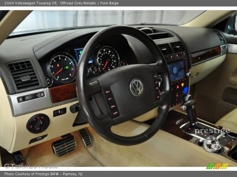 Offroad Grey Metallic / Pure Beige 2004 Volkswagen Touareg V8