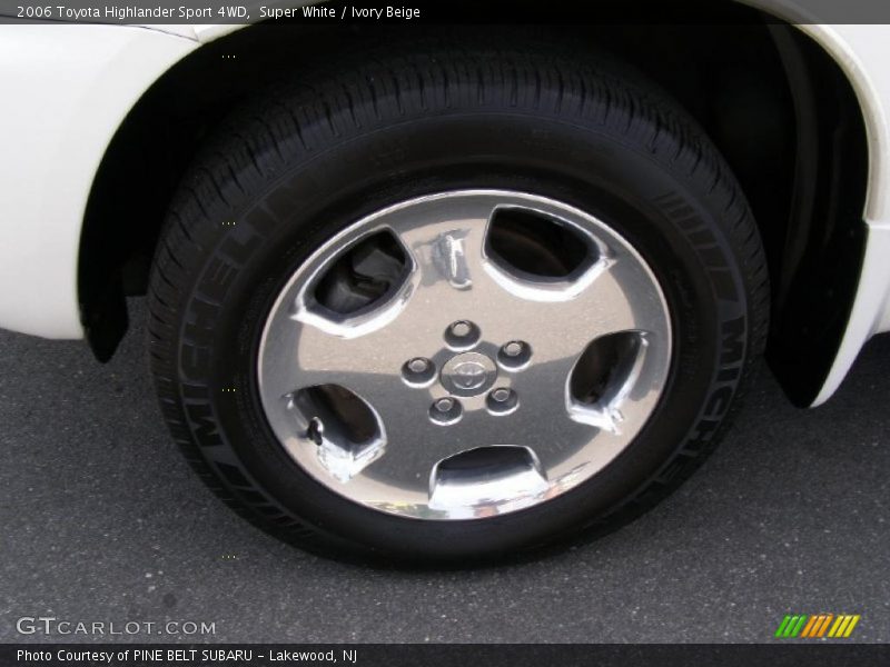 Super White / Ivory Beige 2006 Toyota Highlander Sport 4WD