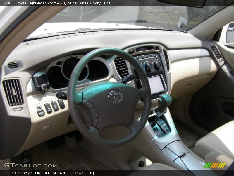 Super White / Ivory Beige 2006 Toyota Highlander Sport 4WD