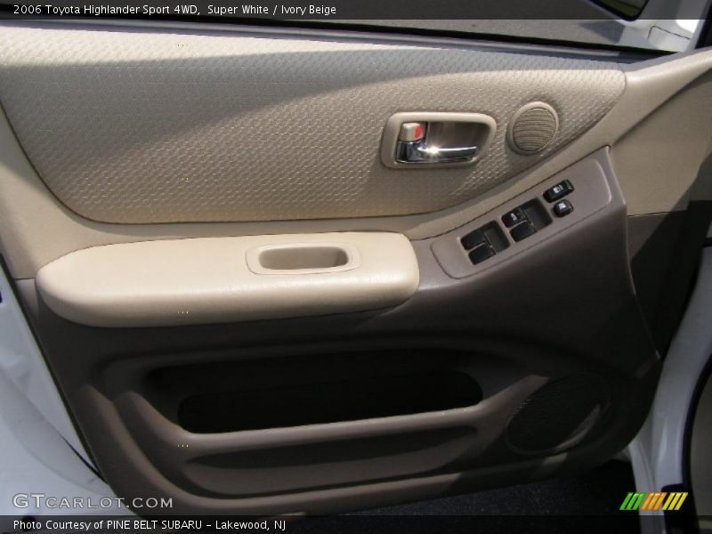 Super White / Ivory Beige 2006 Toyota Highlander Sport 4WD