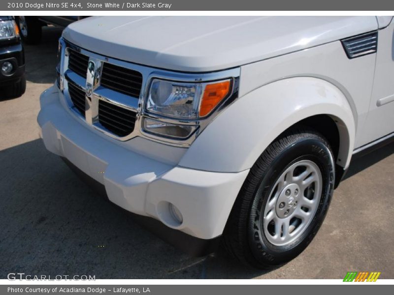 Stone White / Dark Slate Gray 2010 Dodge Nitro SE 4x4