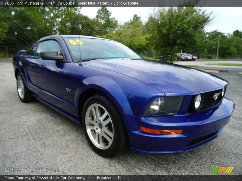 Sonic Blue Metallic / Light Graphite 2005 Ford Mustang GT Premium Coupe