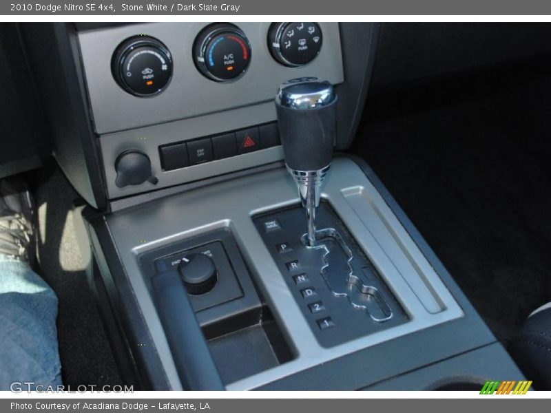 Stone White / Dark Slate Gray 2010 Dodge Nitro SE 4x4