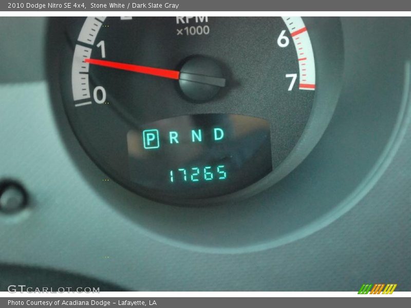 Stone White / Dark Slate Gray 2010 Dodge Nitro SE 4x4