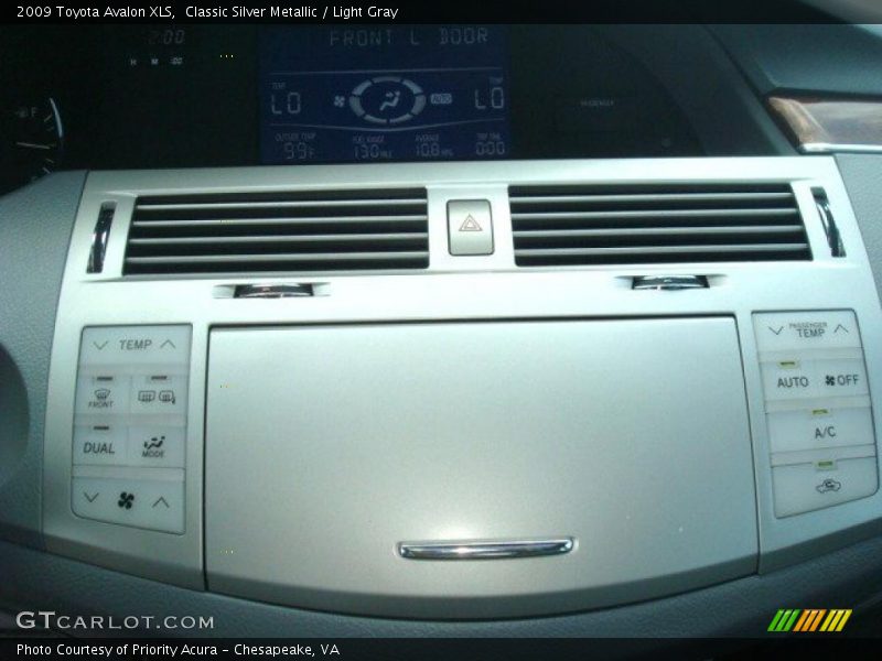 Classic Silver Metallic / Light Gray 2009 Toyota Avalon XLS