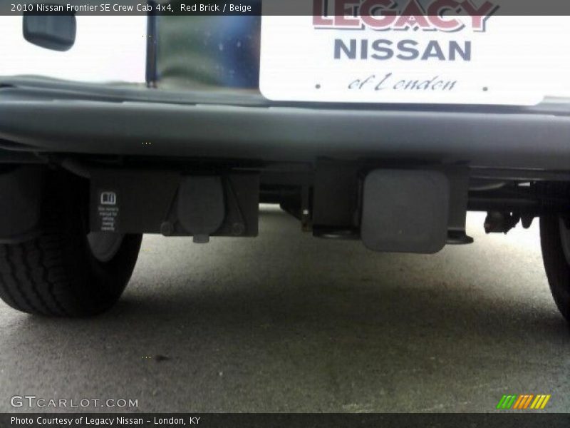 Red Brick / Beige 2010 Nissan Frontier SE Crew Cab 4x4