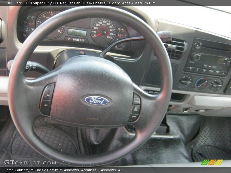 Oxford White / Medium Flint 2006 Ford F350 Super Duty XLT Regular Cab Dually Chassis