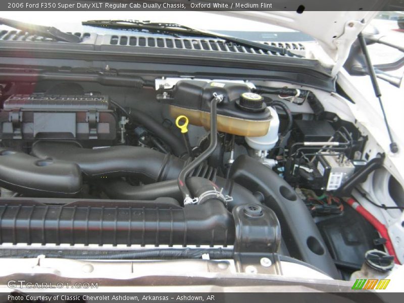 Oxford White / Medium Flint 2006 Ford F350 Super Duty XLT Regular Cab Dually Chassis