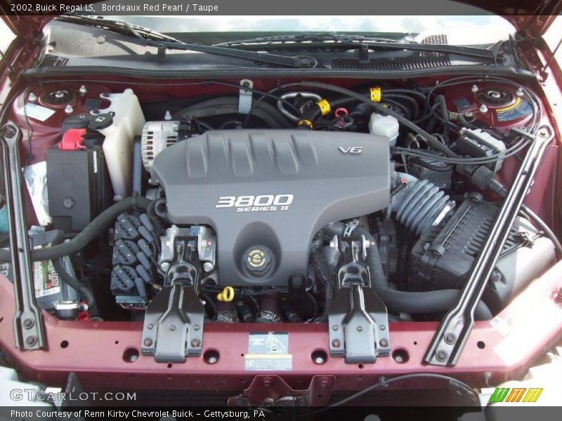 Bordeaux Red Pearl / Taupe 2002 Buick Regal LS