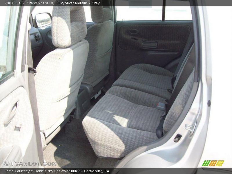 Silky Silver Metallic / Gray 2004 Suzuki Grand Vitara LX