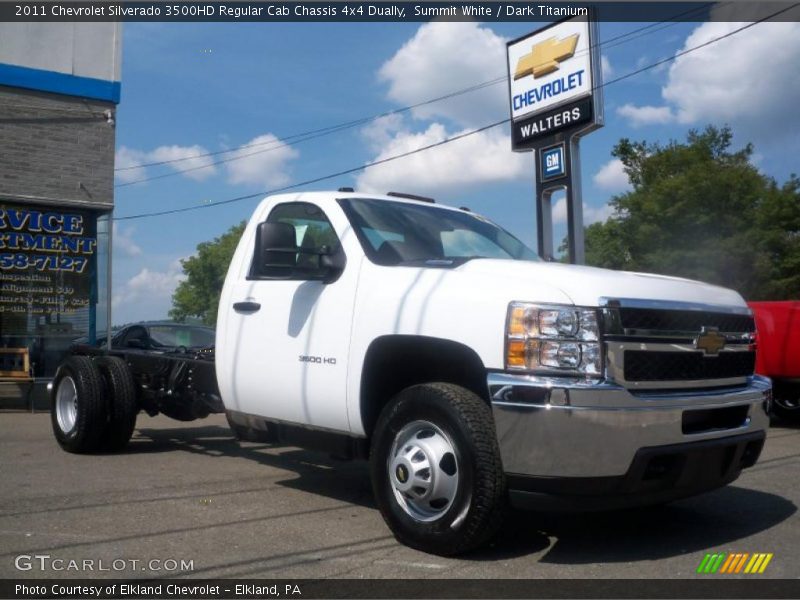 Summit White / Dark Titanium 2011 Chevrolet Silverado 3500HD Regular Cab Chassis 4x4 Dually