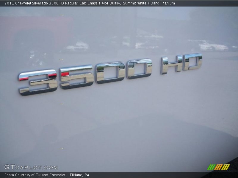 Summit White / Dark Titanium 2011 Chevrolet Silverado 3500HD Regular Cab Chassis 4x4 Dually
