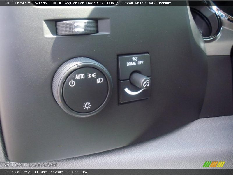 Summit White / Dark Titanium 2011 Chevrolet Silverado 3500HD Regular Cab Chassis 4x4 Dually