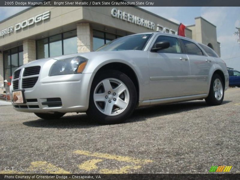 Bright Silver Metallic / Dark Slate Gray/Medium Slate Gray 2005 Dodge Magnum SXT