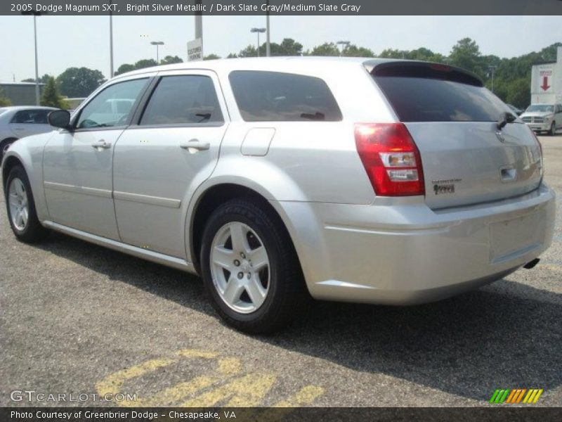 Bright Silver Metallic / Dark Slate Gray/Medium Slate Gray 2005 Dodge Magnum SXT