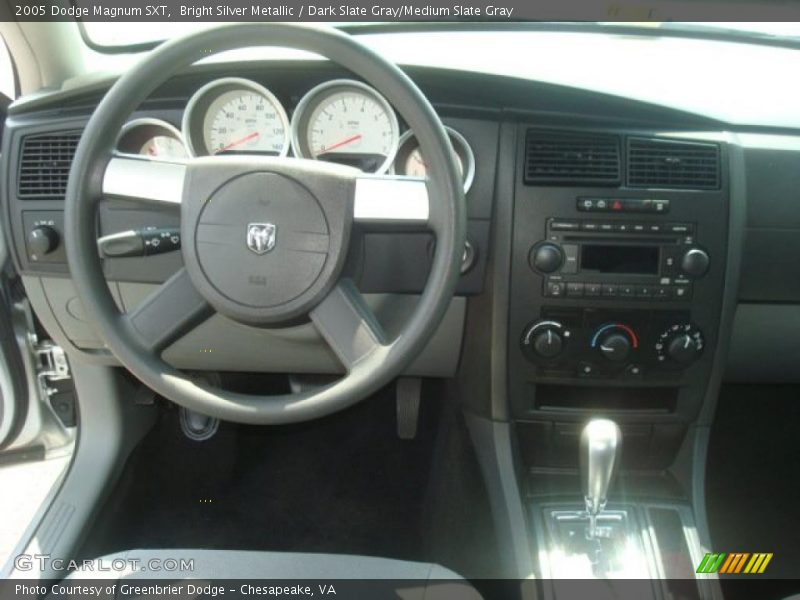 Bright Silver Metallic / Dark Slate Gray/Medium Slate Gray 2005 Dodge Magnum SXT