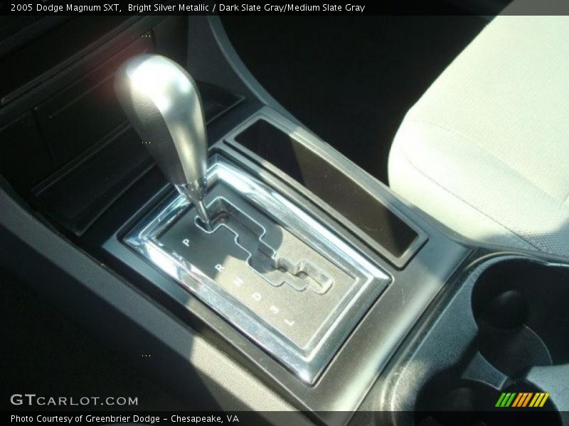 Bright Silver Metallic / Dark Slate Gray/Medium Slate Gray 2005 Dodge Magnum SXT