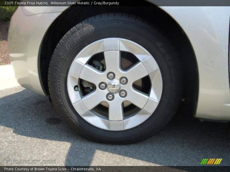 Millenium Silver Metallic / Gray/Burgundy 2005 Toyota Prius Hybrid