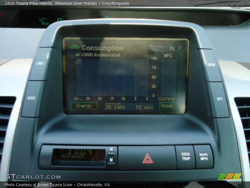 Millenium Silver Metallic / Gray/Burgundy 2005 Toyota Prius Hybrid