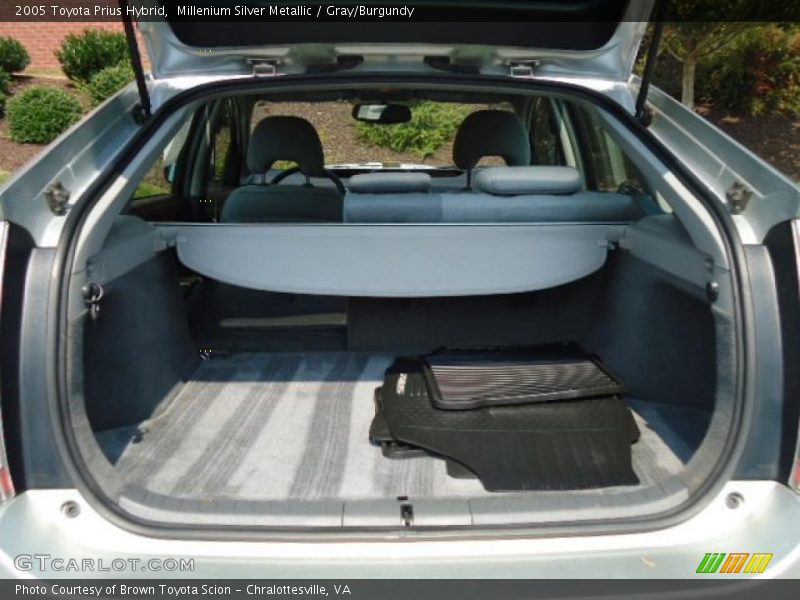 Millenium Silver Metallic / Gray/Burgundy 2005 Toyota Prius Hybrid