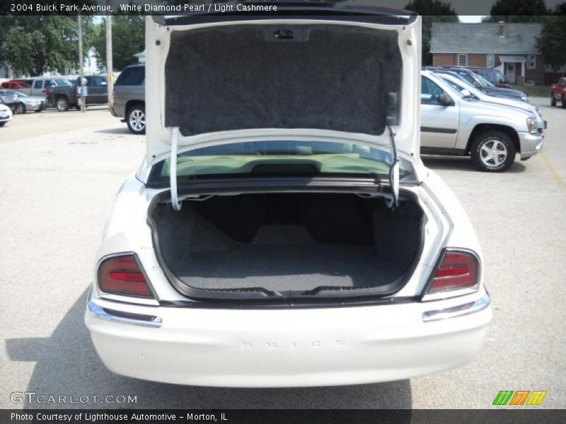 White Diamond Pearl / Light Cashmere 2004 Buick Park Avenue