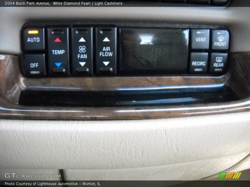 White Diamond Pearl / Light Cashmere 2004 Buick Park Avenue
