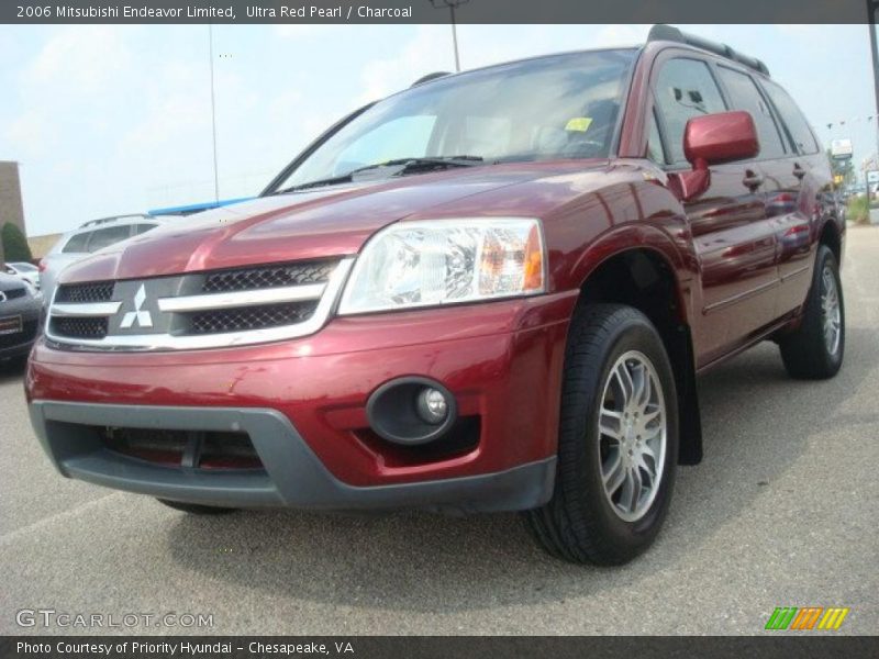Ultra Red Pearl / Charcoal 2006 Mitsubishi Endeavor Limited