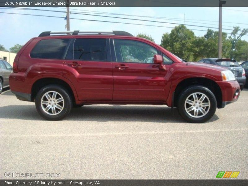 Ultra Red Pearl / Charcoal 2006 Mitsubishi Endeavor Limited