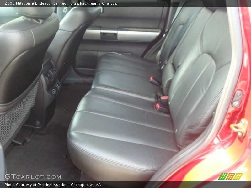 Ultra Red Pearl / Charcoal 2006 Mitsubishi Endeavor Limited