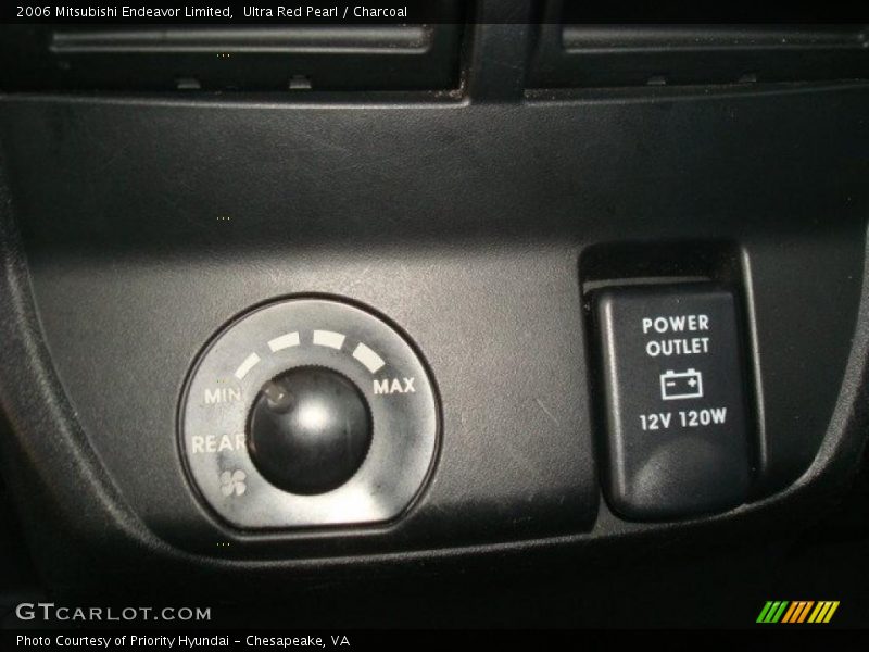 Ultra Red Pearl / Charcoal 2006 Mitsubishi Endeavor Limited