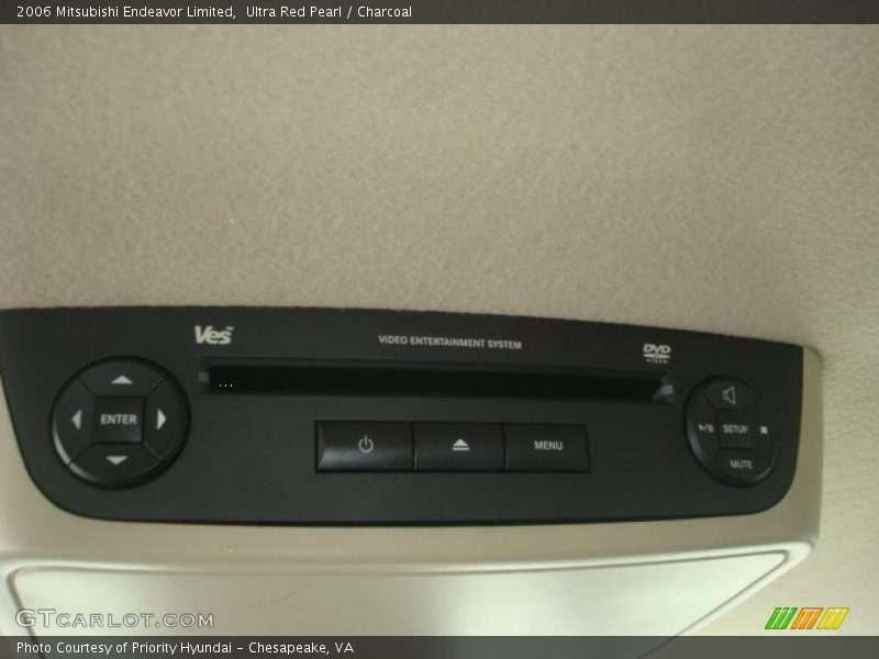 Ultra Red Pearl / Charcoal 2006 Mitsubishi Endeavor Limited