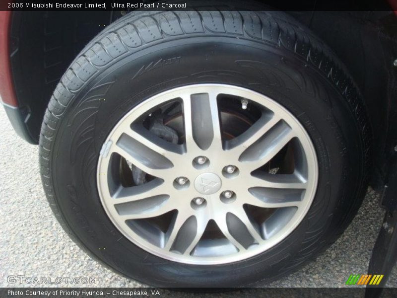Ultra Red Pearl / Charcoal 2006 Mitsubishi Endeavor Limited