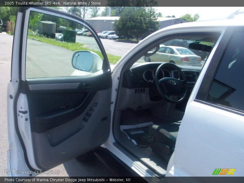 Natural White / Stone 2005 Toyota 4Runner SR5 4x4