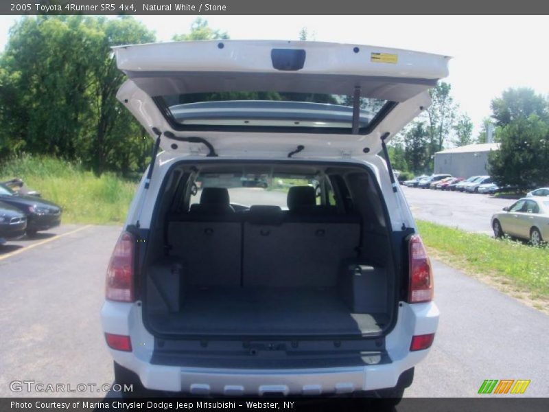 Natural White / Stone 2005 Toyota 4Runner SR5 4x4
